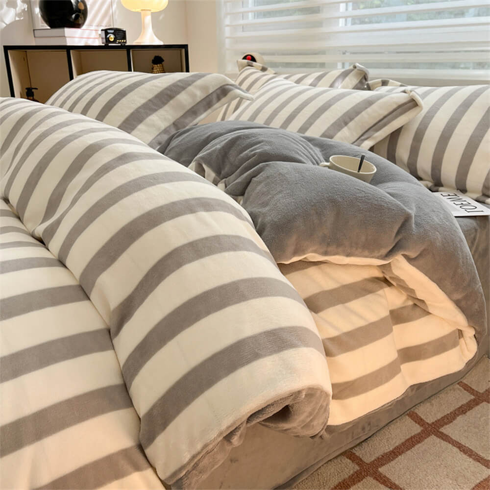 Anti-Static Cozy Plaid Milk Velvet Bed Sheet Set