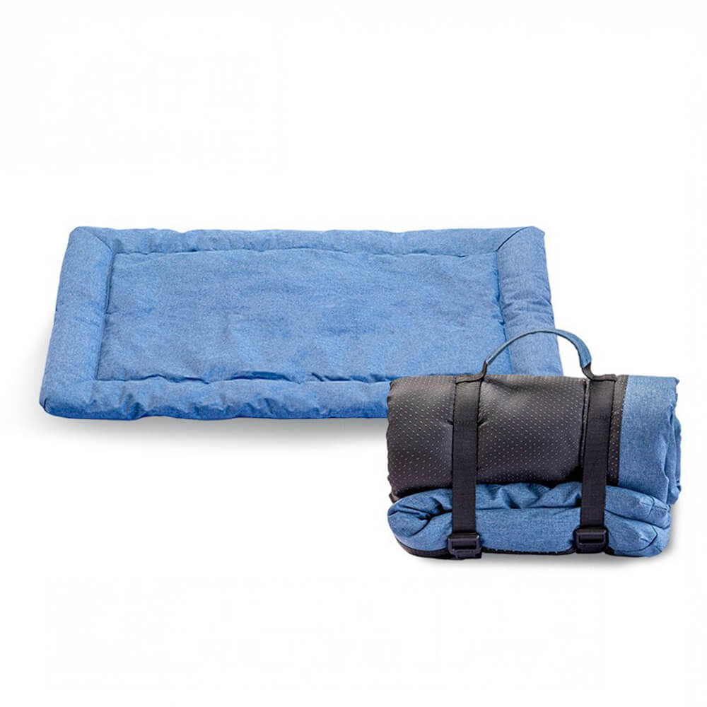 Outdoor Utility Style Waterproof Foldable Pet Mat for Car and Camping