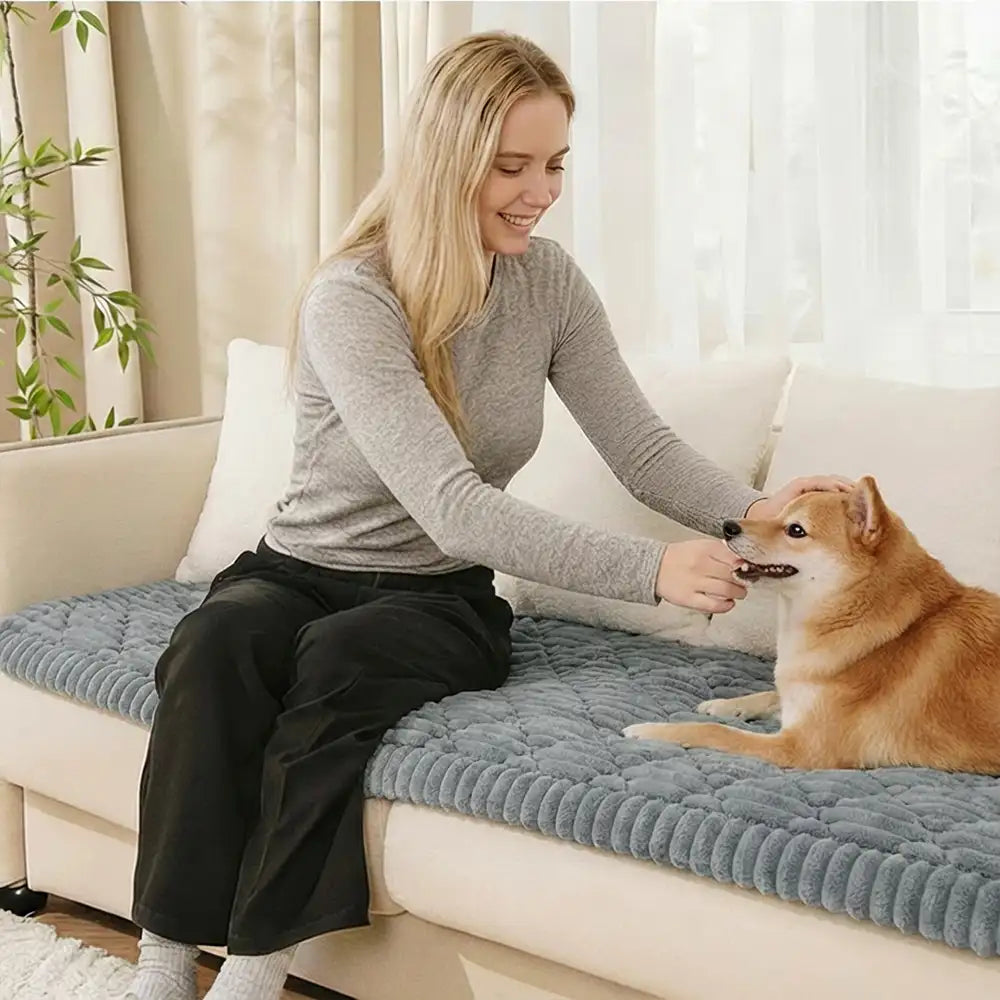 Fluffy Fuzzy Pet-Friendly Sofa Protector Washable Couch Cover Pet Mat