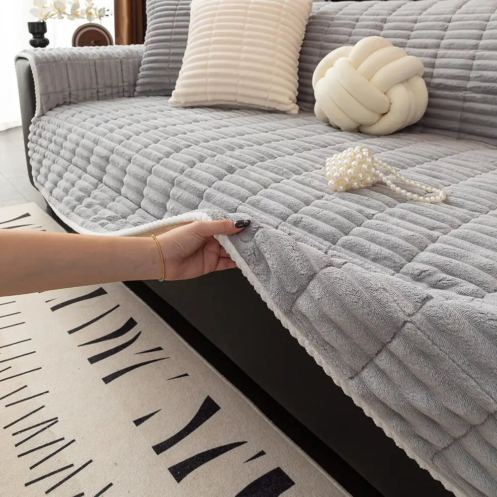 One-Piece Cozy Flannel Sofa Protection Non-Slip Outdoor Couch Cover