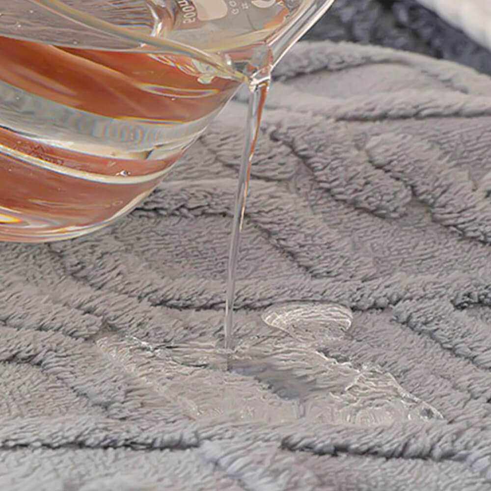 Luxurious Waterproof Soft Warm Polar Fleece Dog Blanket