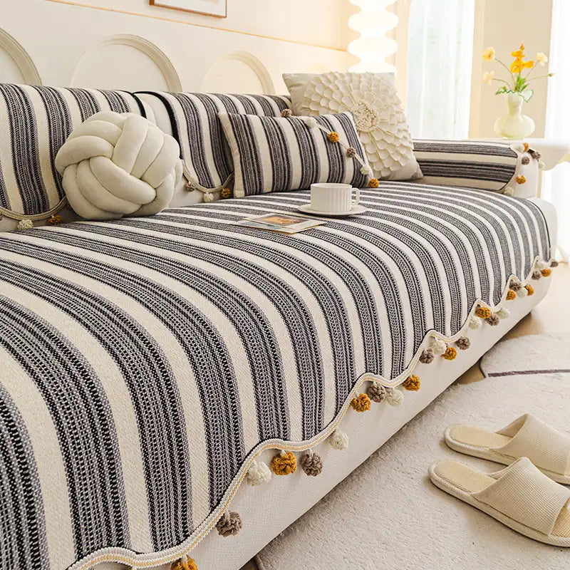 Irregular Contrast Color Chenille Skin-Friendly Non-Slip Sofa Protective Couch Cover