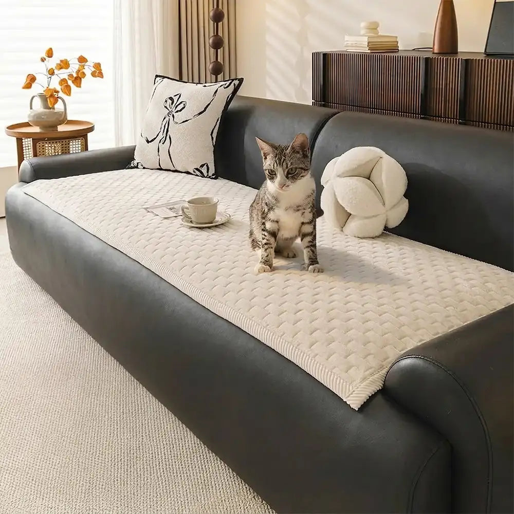 Soft Plush Scratch-Resistant Pet Mat Non-Slip Couch Cover