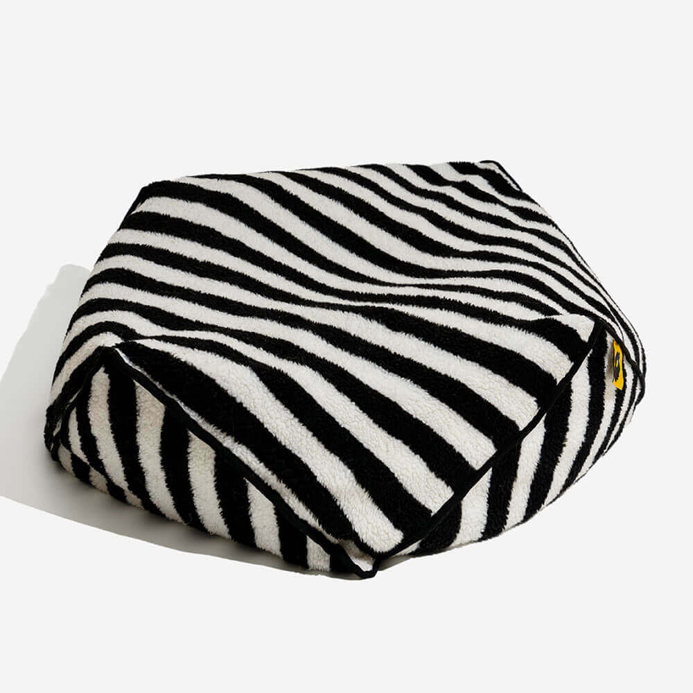 Trendy Striped Pattern Polygonal Calming Bean Bag Dog Bed