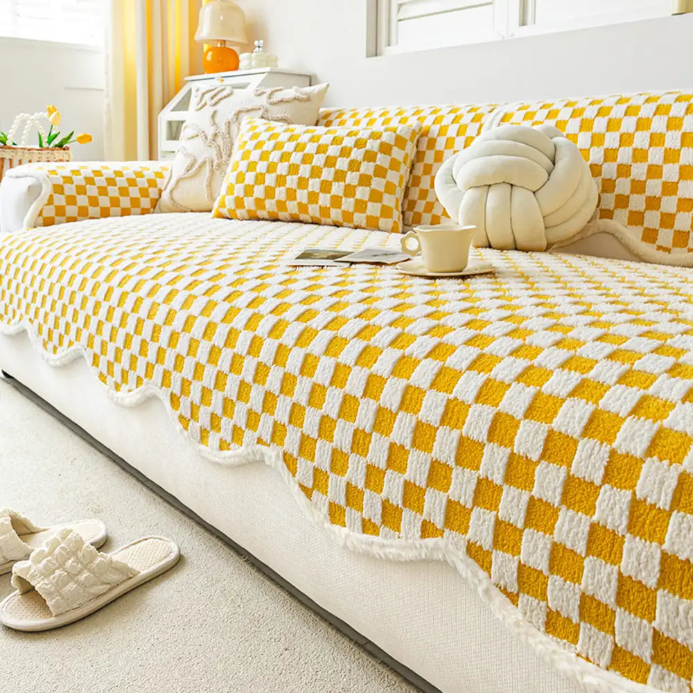 Classic Checkerboard Plush Comfortable Scratch-Resistant Non-Slip Couch Cover