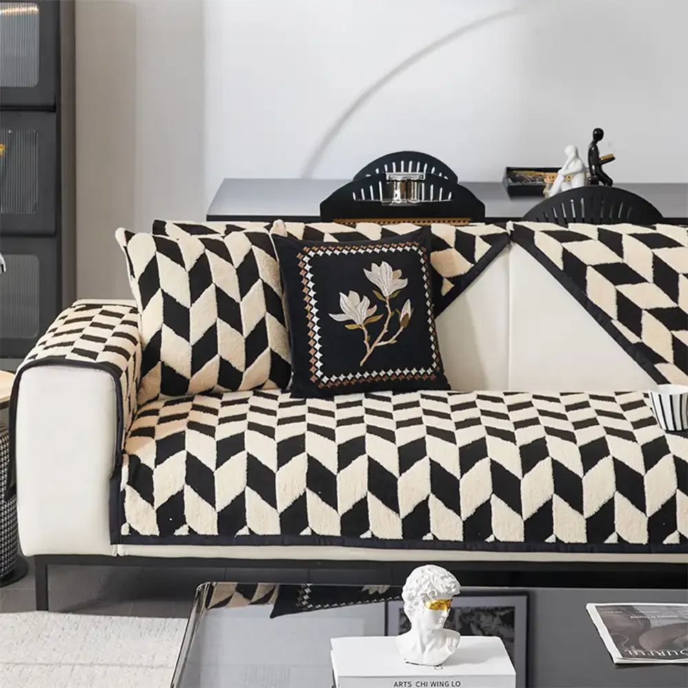 Diamond-Pattern Plush Couch Cover