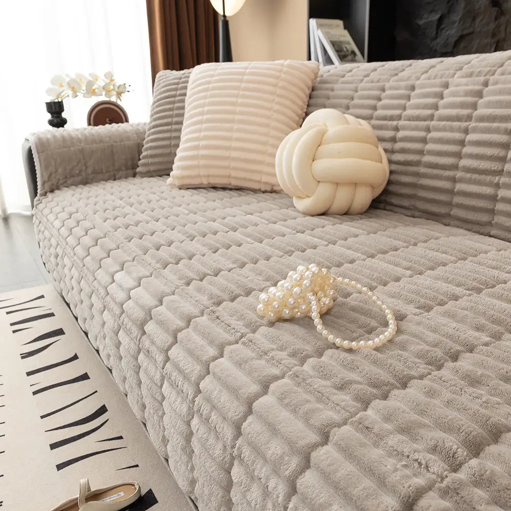 One-Piece Cozy Flannel Sofa Protection Non-Slip Outdoor Couch Cover