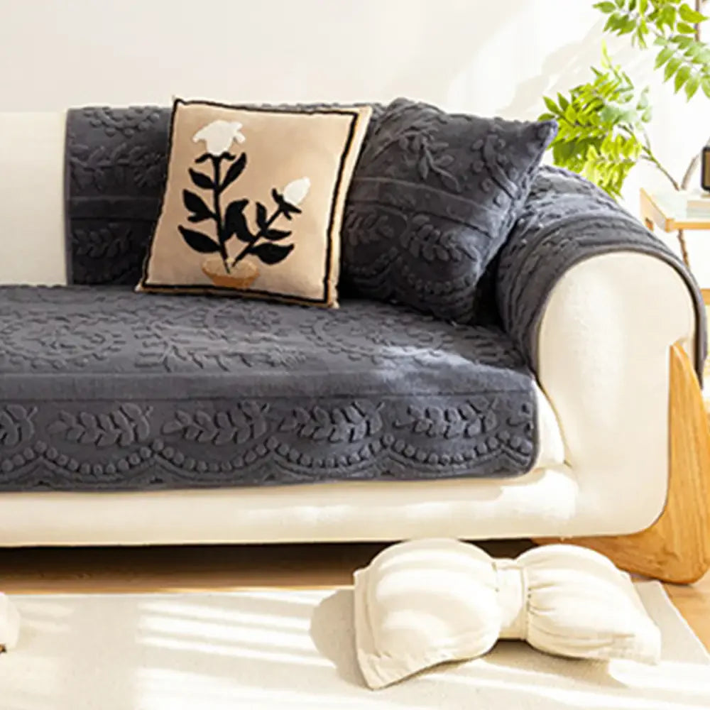 Jacquard Plush Comfortable Scratch-Resistant Non-Slip Couch Cover