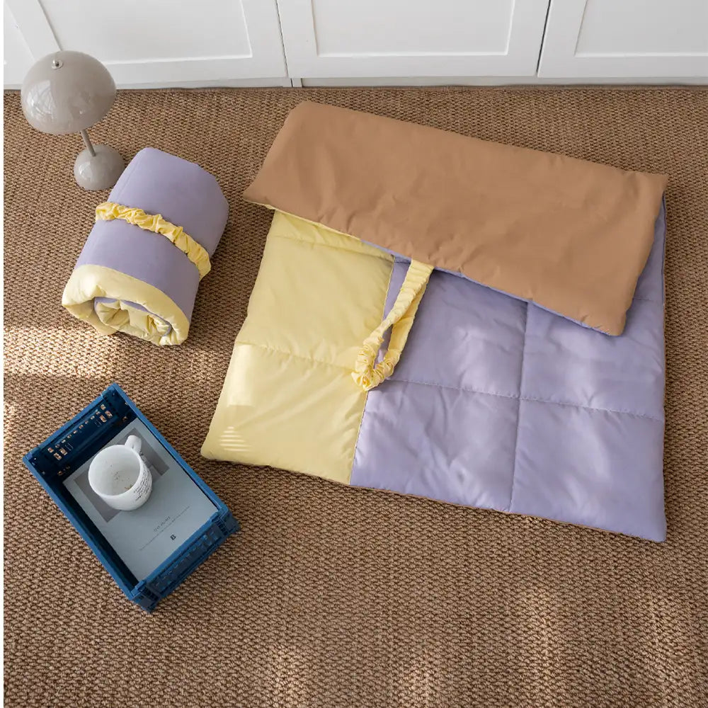 Portable Foldable Double-Sided Water-Repellent Dog Mat for Outdoor Travel & Camping